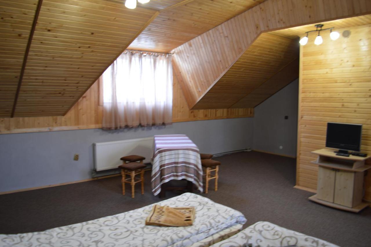 Guest House Mansarda ヤレムチャ エクステリア 写真